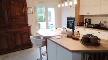 Fridge, microwave, electric kettle, toaster