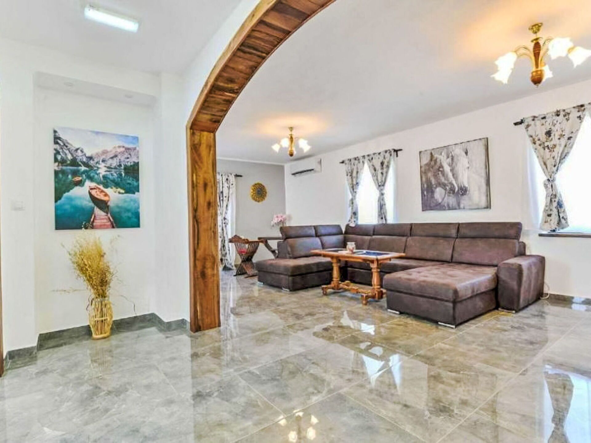 Tiempo De Día, Árbol, Edificio, Departamento, Barrio Residencial, Ciudad, Barrio, Condominio, Diseño Urbano, Asentamientos Humanos