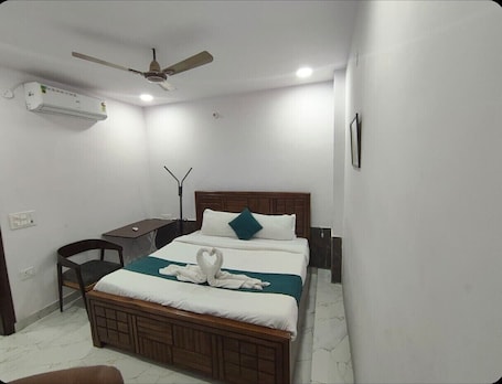 Classic Double Room. Stass Cosy Staycation