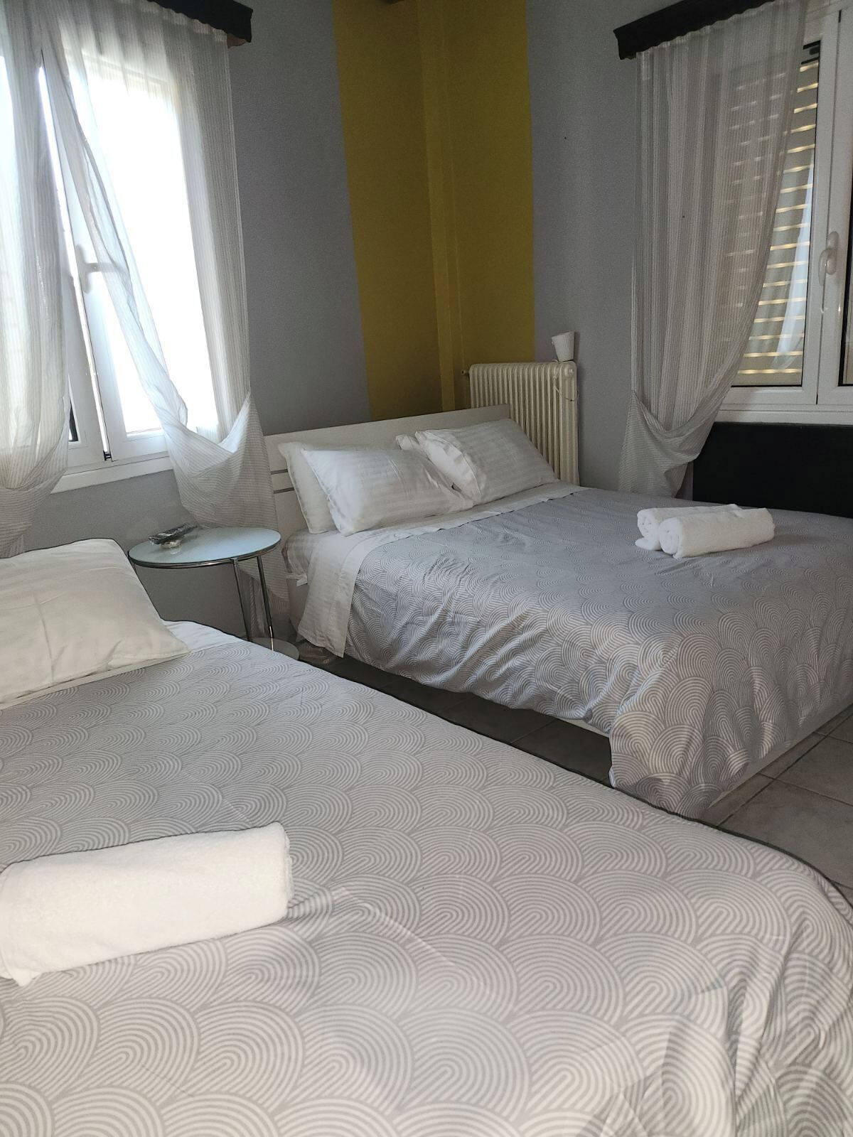 2 多间卧室、熨斗/熨衣板、WiFi、床单