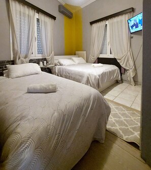 2 chambres, fer et planche à repasser, Wi-Fi, draps fournis