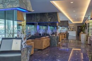 Lobby - The First Collection Marina (Dubai)