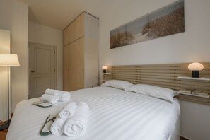 2 bedrooms, iron/ironing board - PONTACCIO, 4 - LIVING IN BRERA, IN THE HEART OF MILAN (Milan)