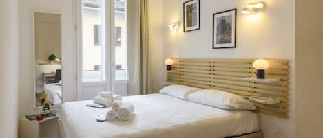 2 bedrooms, iron/ironing board