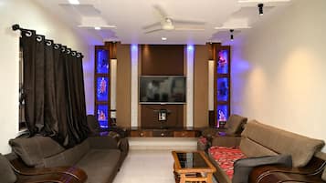 Dobbelt- eller tomannsrom | Oppholdsområde