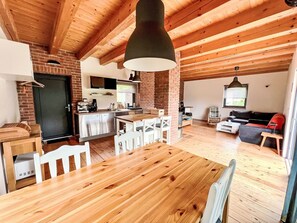 Fernseher, Kamin