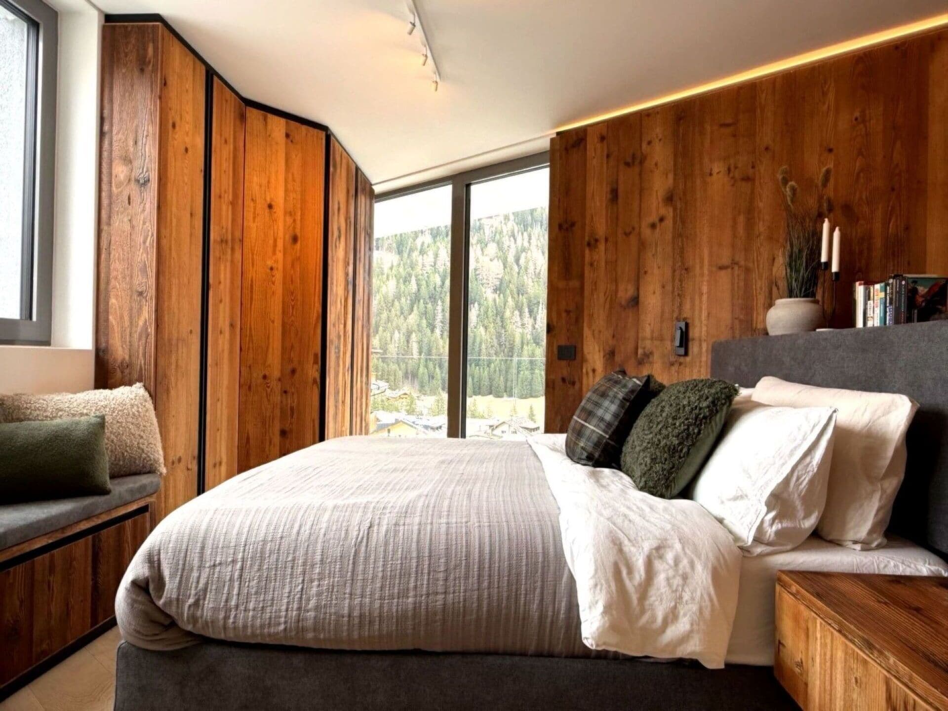 Cuna de viaje y wifi gratis 