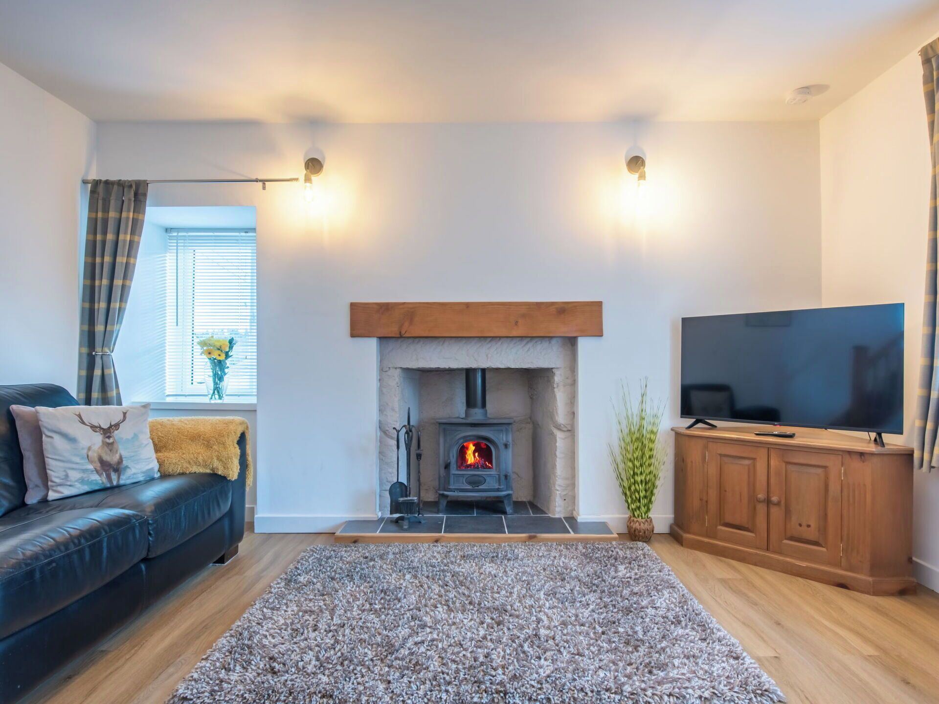 Wonderful Private Villa For 4 Guests With Wifi, Tv And Pets Allowed - Drumnadrochit
