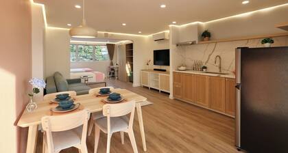 Alesea Suites: Surf Town Deluxe Suite 2