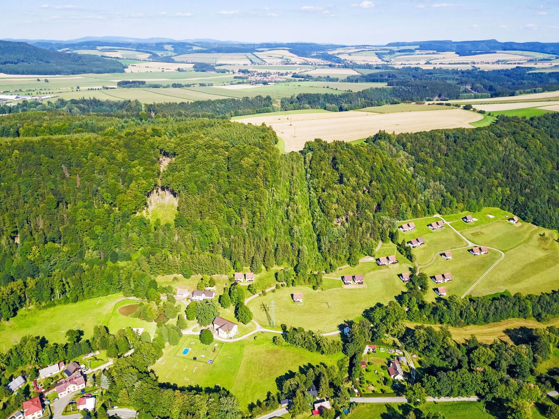 Natürlichen Umgebung, Luftaufnahmen, Vogelperspektive, Natürliche Landschaft, Wiese, Landschaft, Einfach, Grundstueck, Ländliches Gebiet, Weide