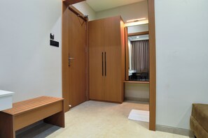 Premium Room | Laptop workspace, free WiFi - The Byke Boutique RiverLand (Ujjain)