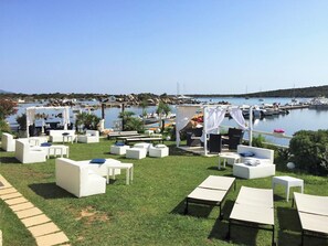 Terrace/patio - THREE-ROOM APARTMENT HOUSE EMY C11 GROUND FLOOR WITH PATIO AND GARDEN (Golfo di Marinella)