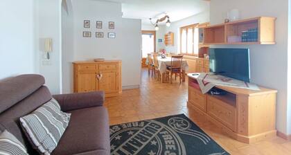 Agréable appartement pour 6 personnes avec WIFI, TV et balcon