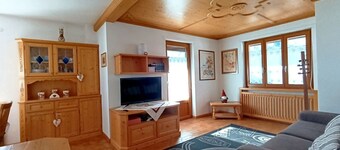 Confortable appartement pour 6 personnes avec WIFI, TV et balcon