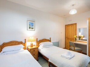 2 bedrooms, free WiFi - Nice apartment for 4 guests with WIFI, TV, patio and panoramic view (Dingwall)