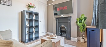 NHS Staff | Contractors | Hospital | Professionals