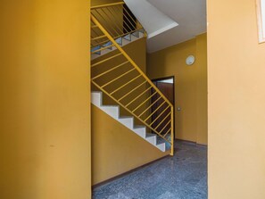 Interior - Lovely apartment for 4 people with WIFI, A/C and patio (Ameglia)