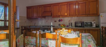 Stunning private villa for 8 guests with WIFI, TV, pets allowed and panoramic view