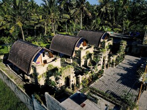 Exterior - Alvia Joglo House with Private Pool (Tampaksiring)