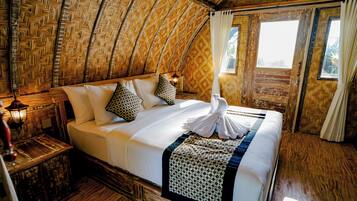 Caja fuerte, mobiliario individual, escritorio