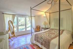 4 chambres, bureau, fer et planche à repasser, Wi-Fi