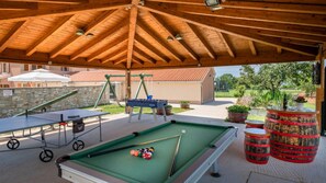 Outdoor dining - Villa Milena Vodnjan by Villas Guide (Vodnjan)