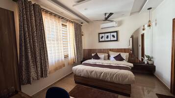 مكتب وواي فاي مجانًا