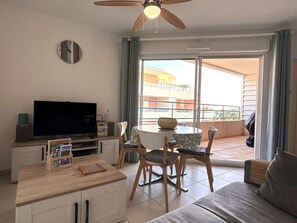Fernseher