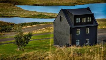 House, 3 Bedrooms, Kitchen, Mountain View | Exterior