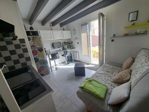 TV - Terraced House with Terrace and Parking - Marseillan-Plage (Marseillan-Plage)