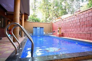 Pool - Global Pacific Villa (Mahabaleshwar)