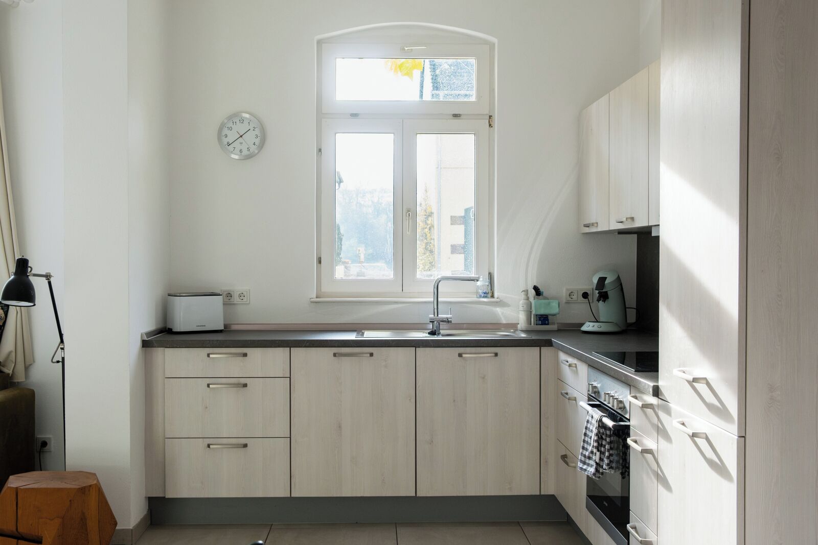 Kühlschrank, Ofen, Herdplatte, Geschirrspüler