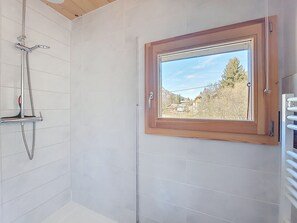 Shower - Les 3 Soeurs - 2 bedrooms - 6 people - Mountain view - Quiet garden (Le Biot)
