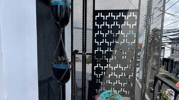 Apartment, 1 Bedroom, City View | Exterior detail