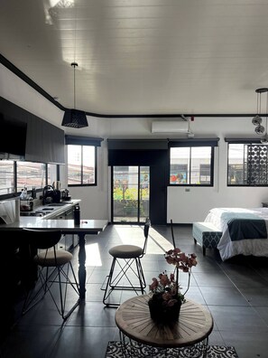 1 bedroom - 5 min From Airport SJO Oasis Loft (Alajuela)