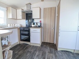 Cottage | Private kitchen | Cookware/dishes/utensils