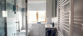 Modern apartment with AC, WiFi and garden – Sleeps 4 near Muggia and Slovenia