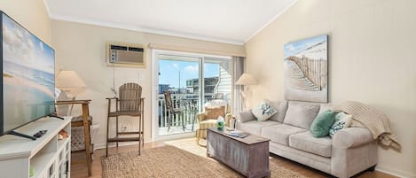 Smart TV, DVD player