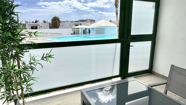 Dining - Casahost Ocean Blue Pool View (Costa Teguise)