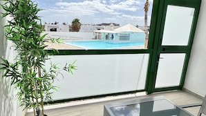 Interior - Casahost Ocean Blue Pool View (Costa Teguise)