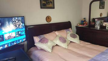 Room, 1 Bedroom | Room amenity