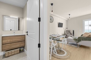 TV - Casahost Courser Apartment (Arrecife)