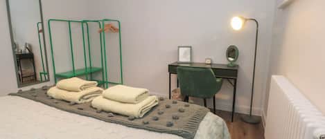 2 ห้องนอน, ห้องพักตกแต่งอย่างมีเอกลักษณ์, ตกแต่งพิเศษโดยเฉพาะ, Wi-Fi ฟรี