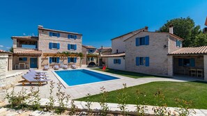 Pool - Villa Boccordi by Villas Guide (Svetvincenat)