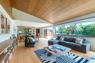 VILLA WITH LAND IN LLANES