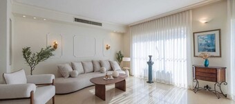 4 BR Apartment in Hiram St Jerusalem