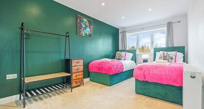 Dunchurch Home|Free Parking|Contractors & Families