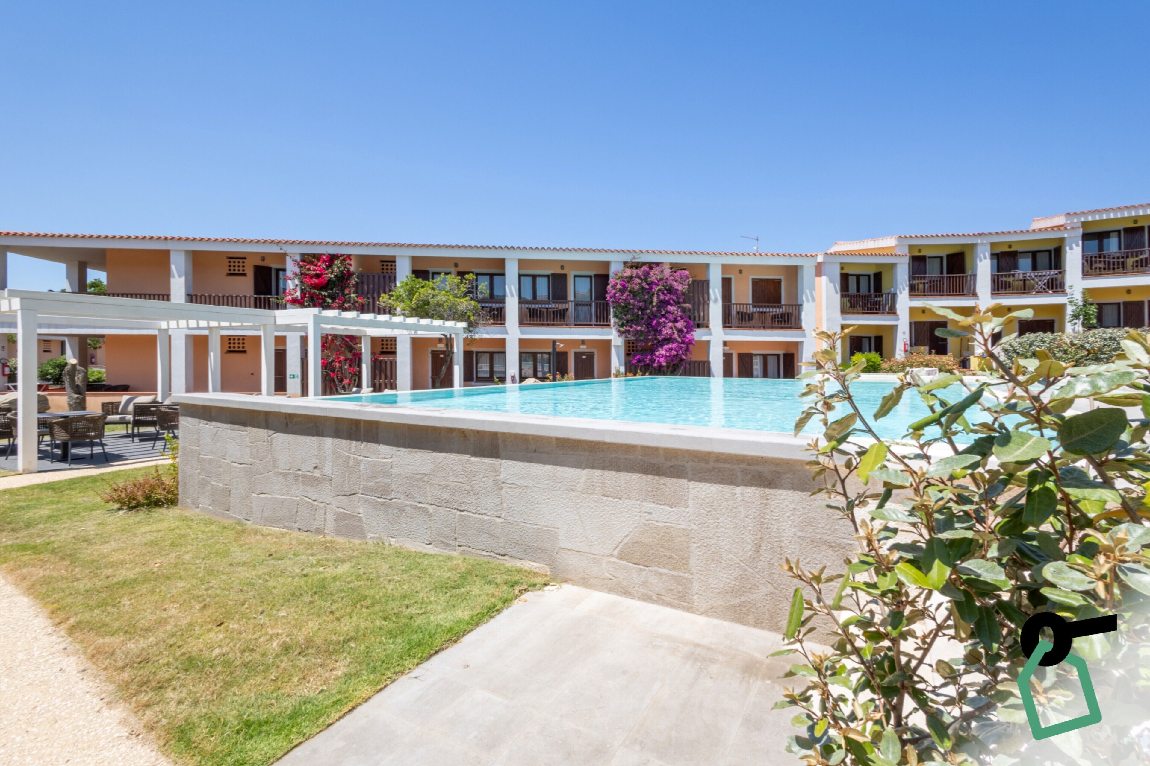 Seasonal outdoor pool