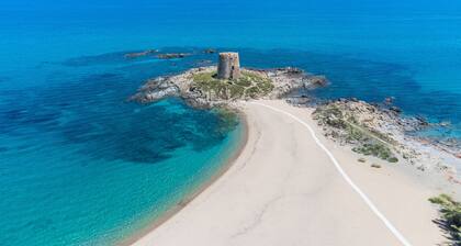 Hotel with swimming pool in Bari Sardo