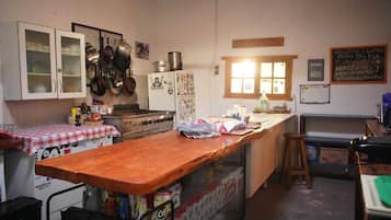 Phòng đôi phong cách cổ điển | Bếp riêng